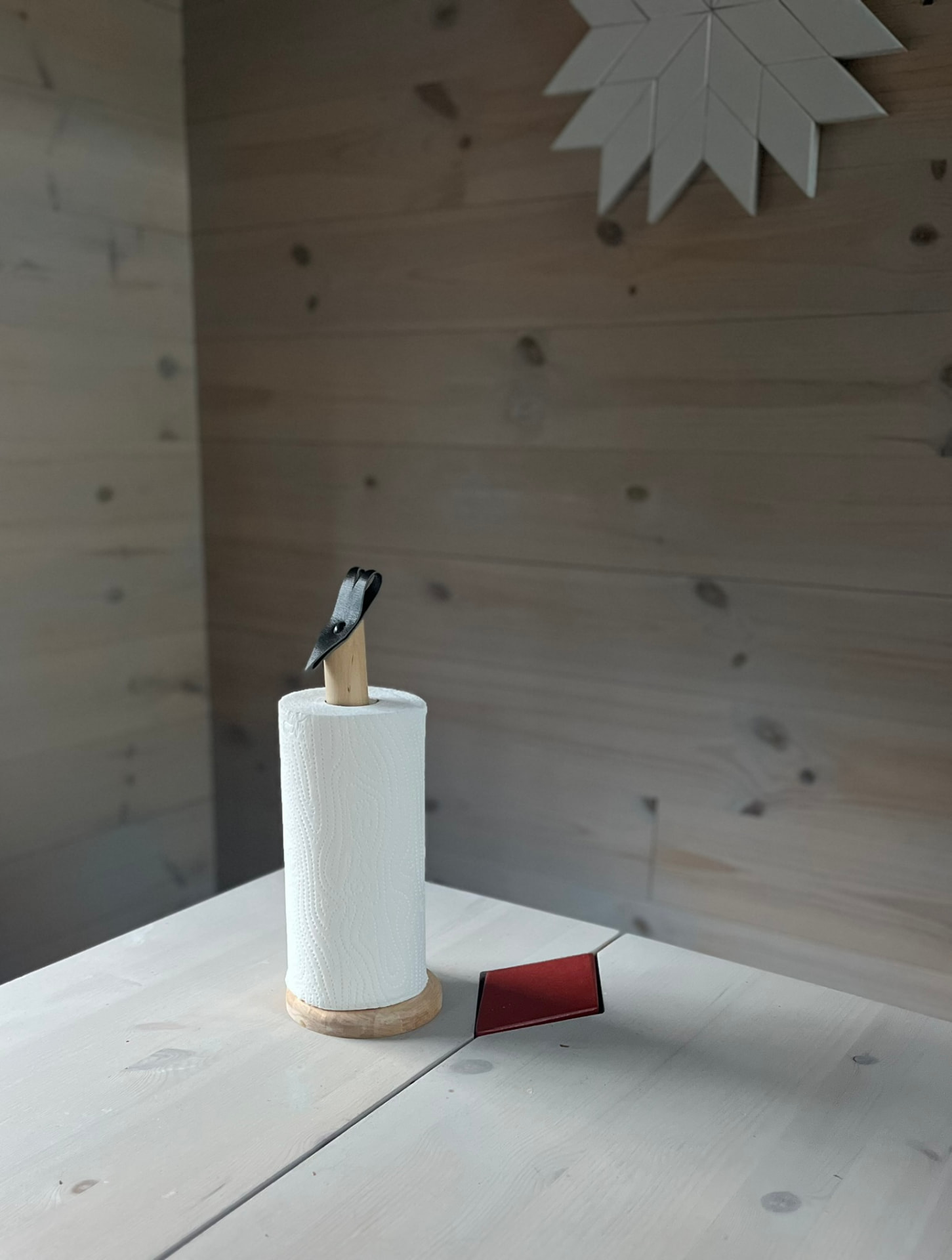 Rulla Birky countertop paper towel holder